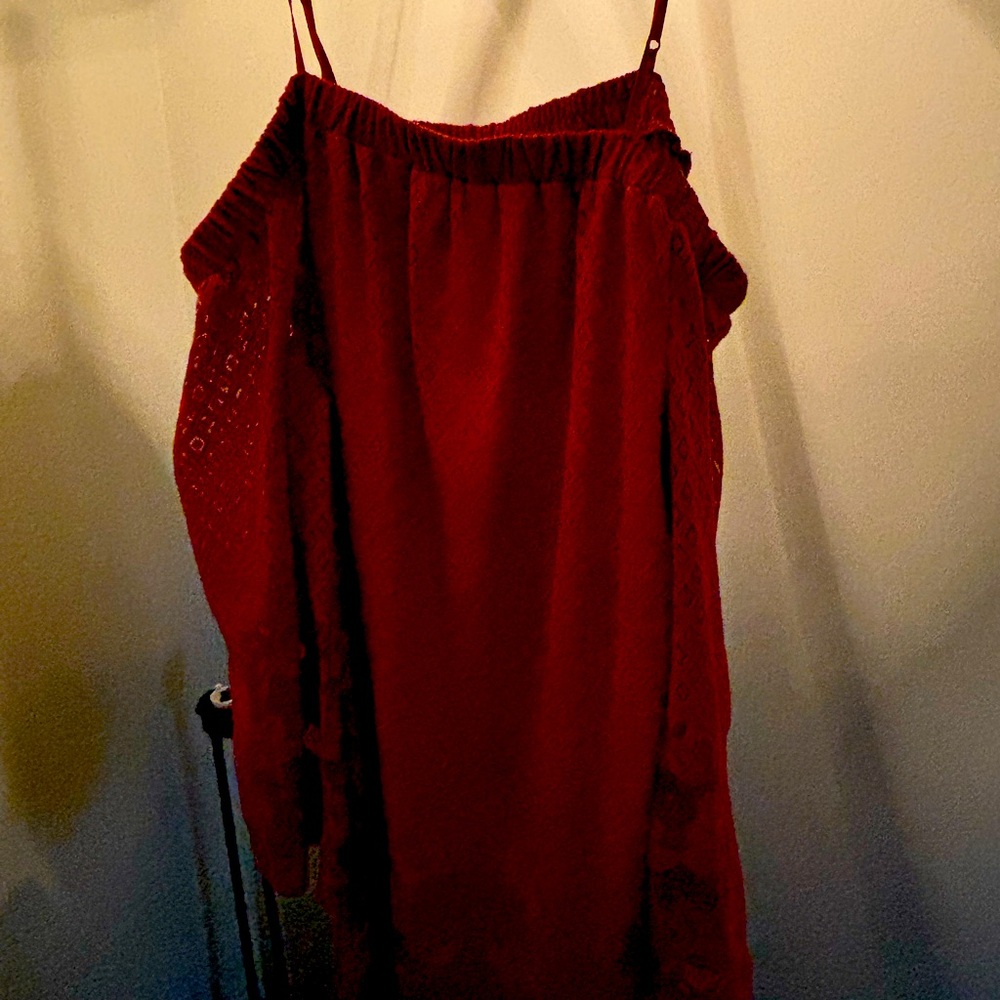 Robe de couleur orange brulé. Porté une seule fois.  Petite bretelles. XL